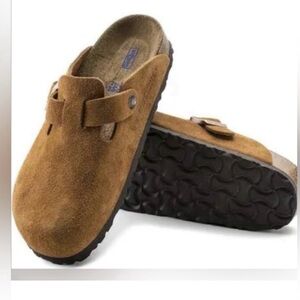 Brand NEW! Birkenstock Boston Clogs in Mink